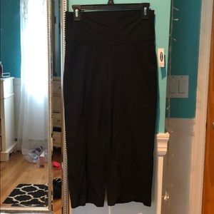 Old Navy Cropped Yoga Pants